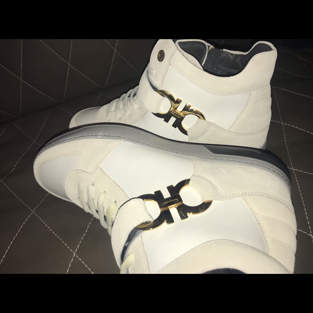 Sneakers brand new Salvatore Ferragamo